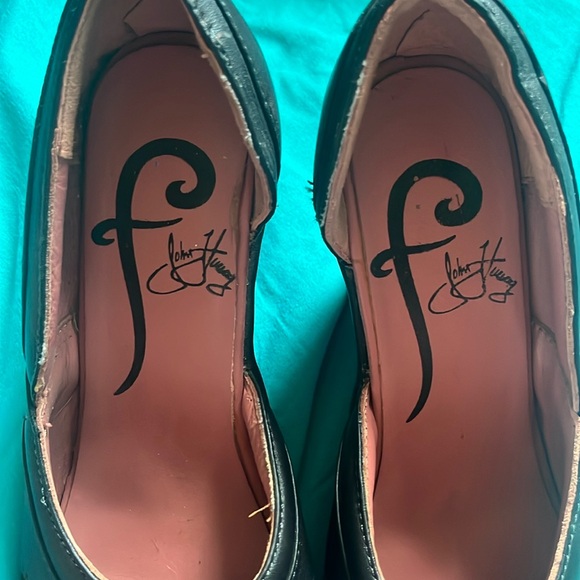 John Fluevog Friends Black Heels. Discontinued retro with vintage pinup style! - Picture 3 of 5